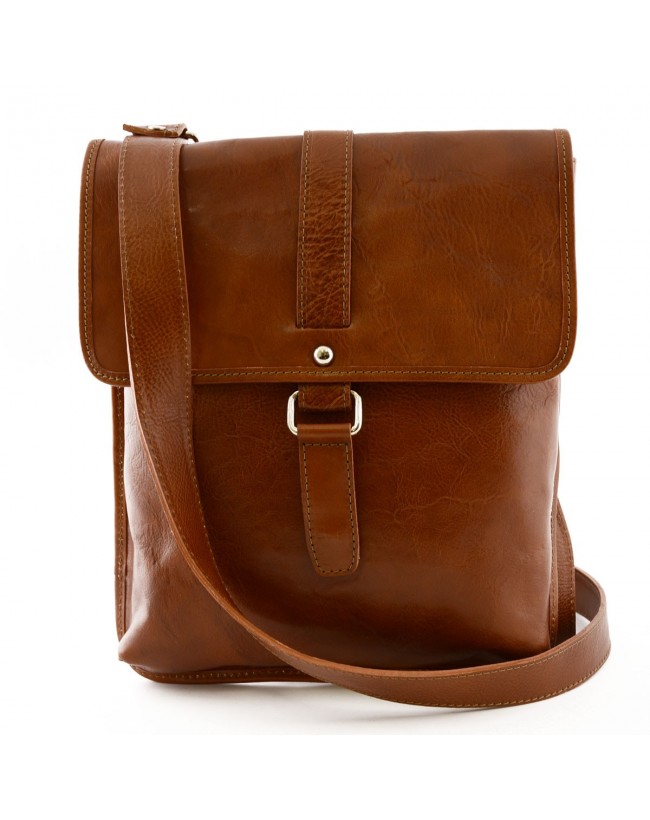 https://www.dreamleatherbags.com/2278-large_default/sac-pour-homme-en-cuir-veritable-fermeture-magnetique-tolom.jpg